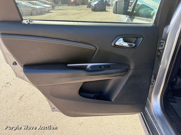 image for item EU0904 2016 Dodge Journey SUV