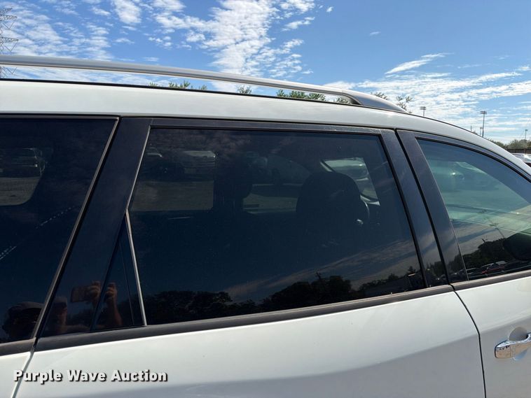 image for item EU0907 2018 Nissan Pathfinder SUV