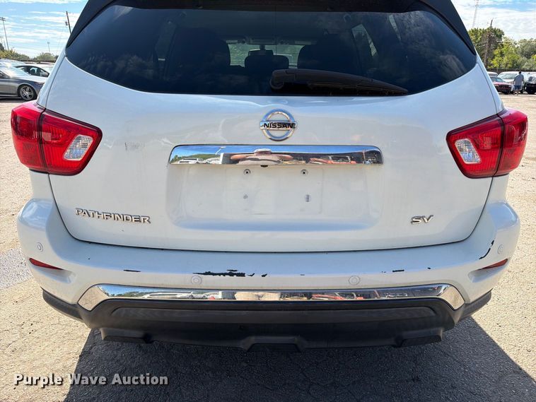 image for item EU0907 2018 Nissan Pathfinder SUV