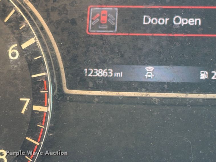 image for item EU0907 2018 Nissan Pathfinder SUV