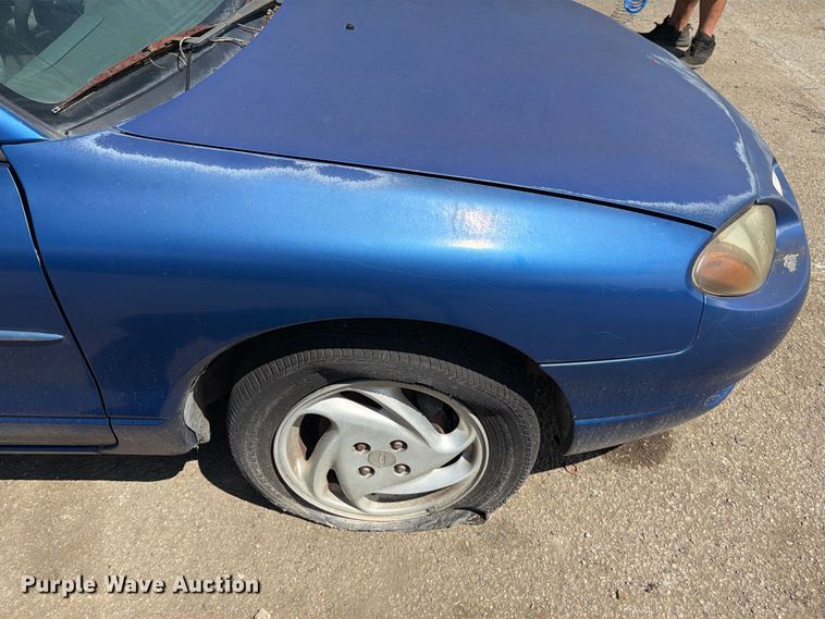 image for item EU0913 1998 Ford Escort 