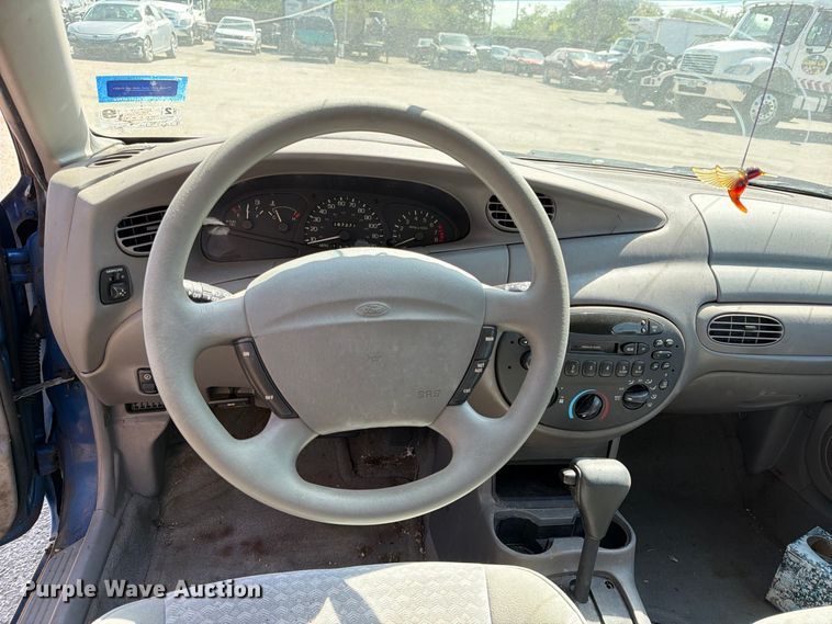 image for item EU0913 1998 Ford Escort 