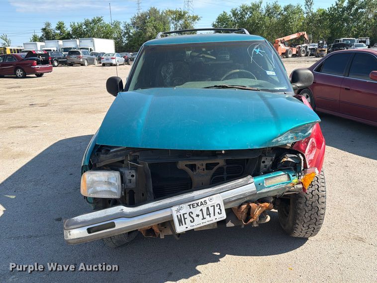 image for item EU0914 1995 GMC Jimmy SUV