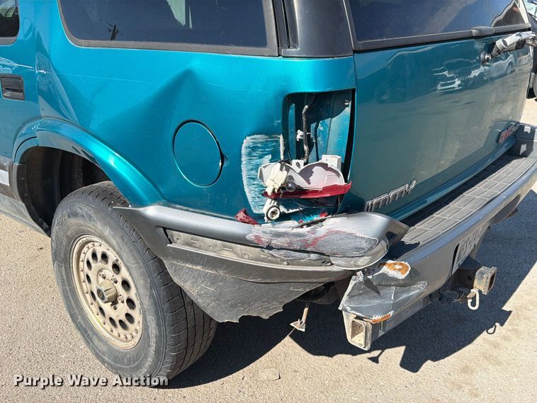 image for item EU0914 1995 GMC Jimmy SUV