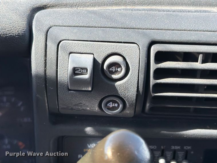 image for item EU0914 1995 GMC Jimmy SUV