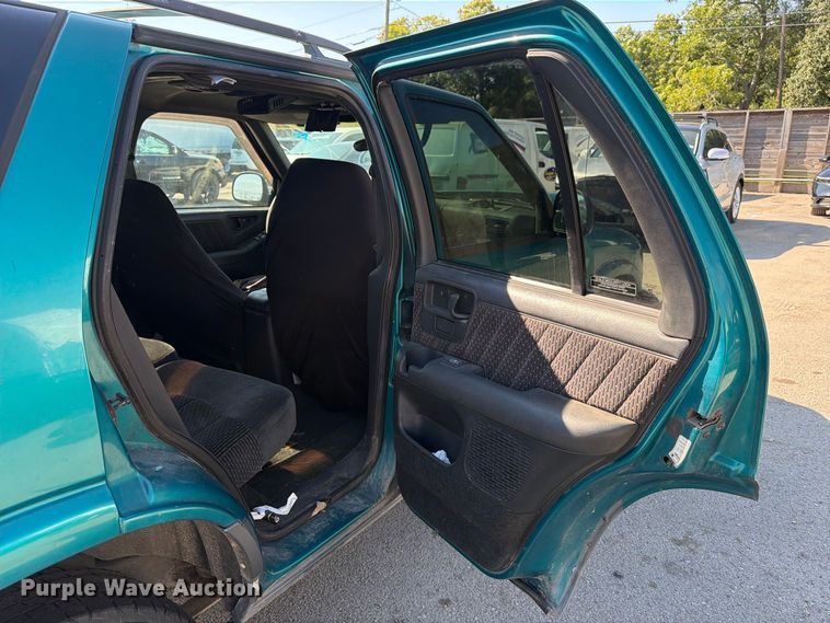 image for item EU0914 1995 GMC Jimmy SUV