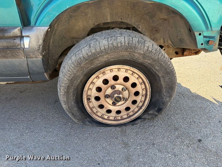 image for item EU0914 1995 GMC Jimmy SUV