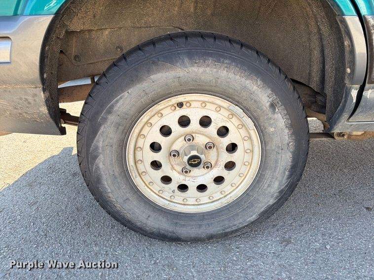 image for item EU0914 1995 GMC Jimmy SUV