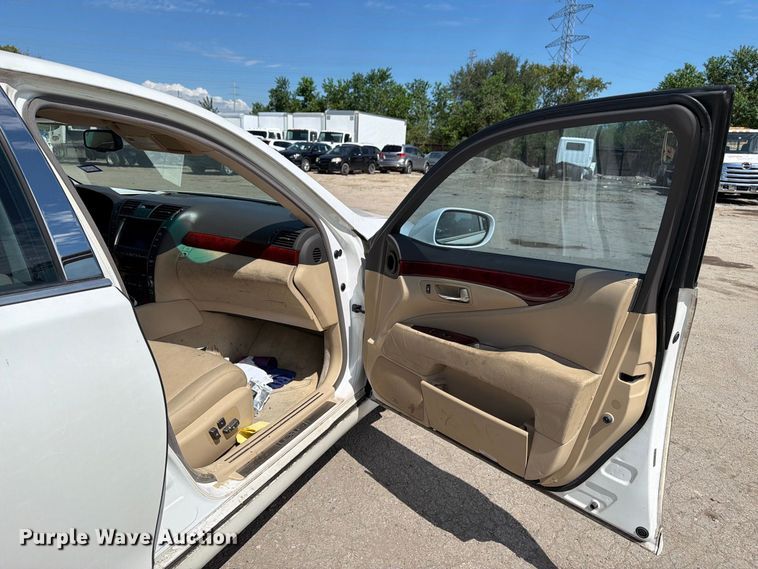 image for item EU0918 2008 Lexus LS460 