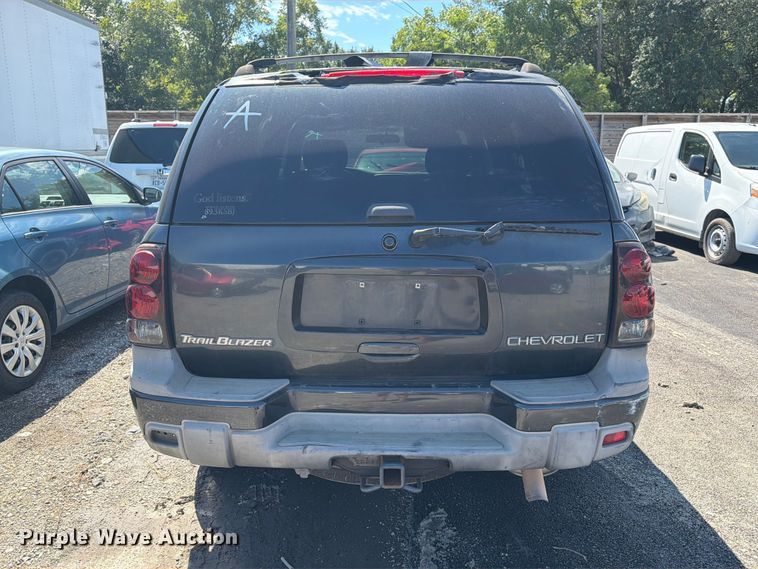 image for item EU0920 2003 Chevrolet Trailblazer SUV