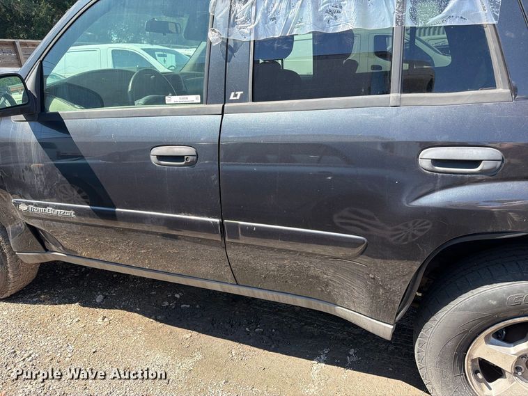 image for item EU0920 2003 Chevrolet Trailblazer SUV