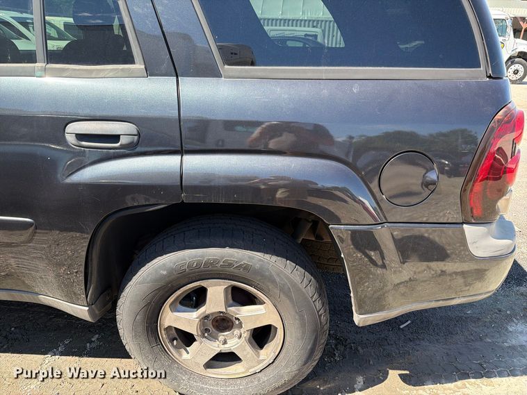 image for item EU0920 2003 Chevrolet Trailblazer SUV