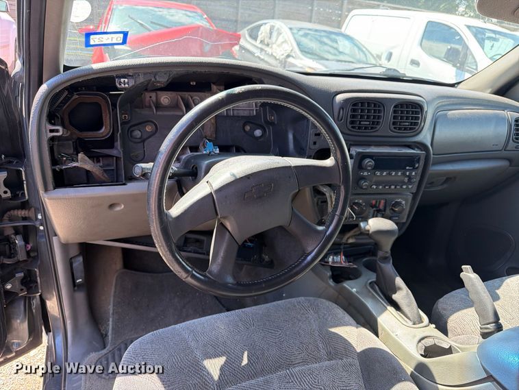 image for item EU0920 2003 Chevrolet Trailblazer SUV