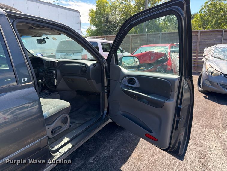 image for item EU0920 2003 Chevrolet Trailblazer SUV