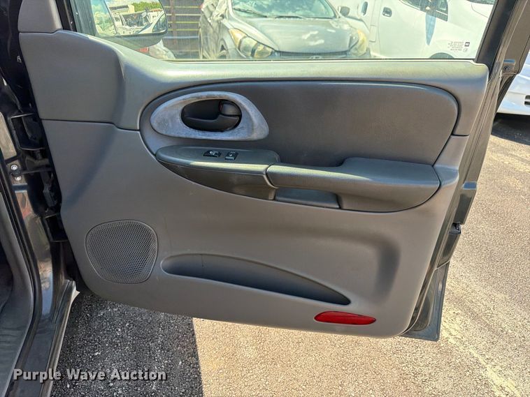 image for item EU0920 2003 Chevrolet Trailblazer SUV