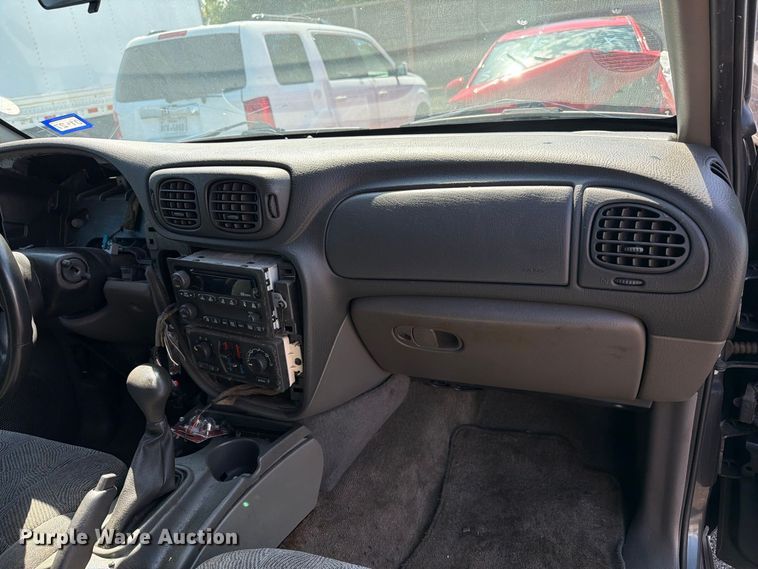 image for item EU0920 2003 Chevrolet Trailblazer SUV