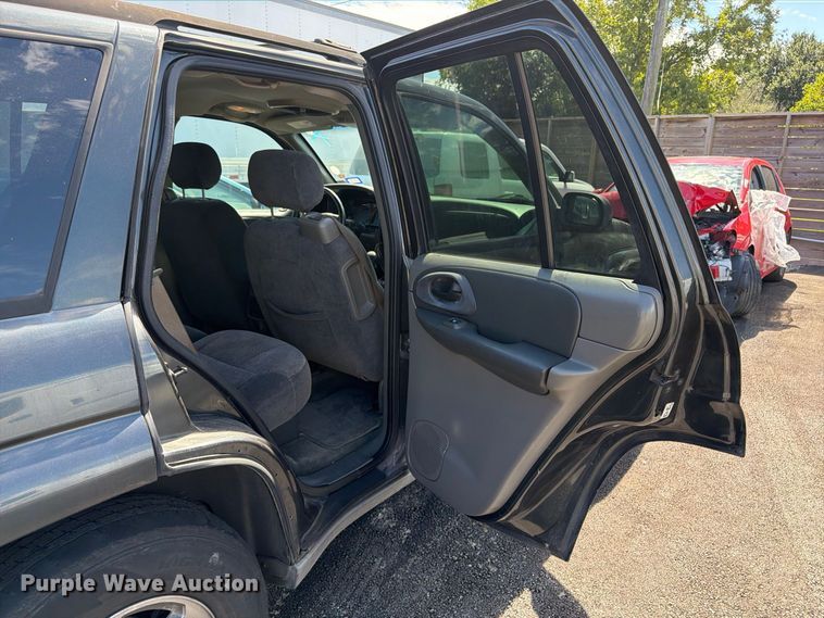 image for item EU0920 2003 Chevrolet Trailblazer SUV