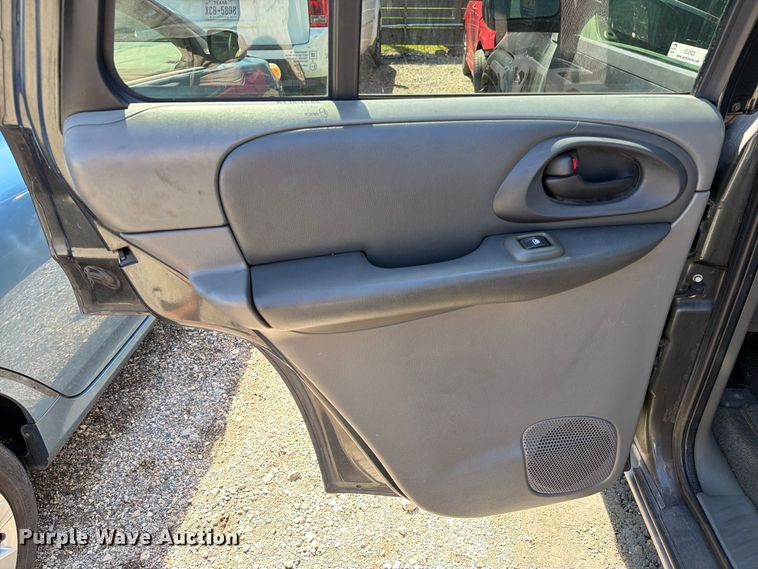 image for item EU0920 2003 Chevrolet Trailblazer SUV