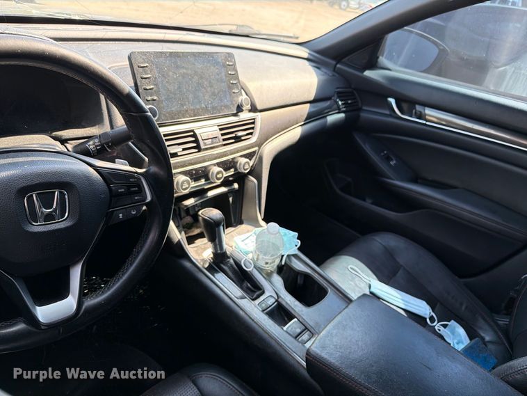 image for item EU0923 2019 Honda Accord 
