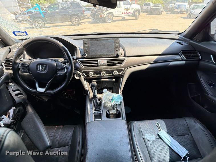 image for item EU0923 2019 Honda Accord 