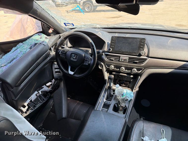 image for item EU0923 2019 Honda Accord 