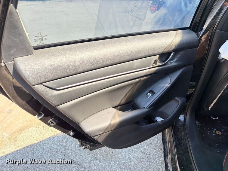 image for item EU0923 2019 Honda Accord 
