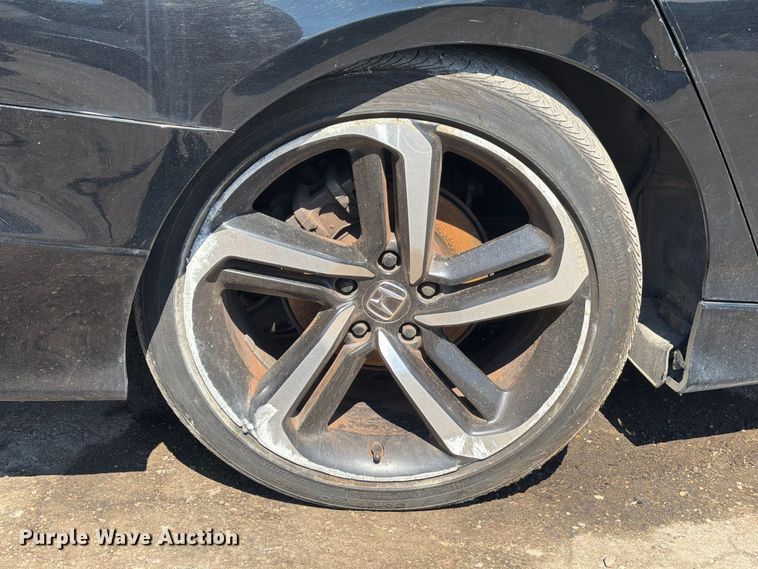 image for item EU0923 2019 Honda Accord 