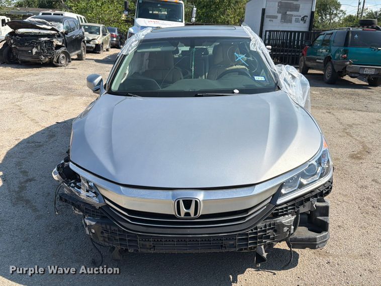 image for item EU0927 2016 Honda Accord 