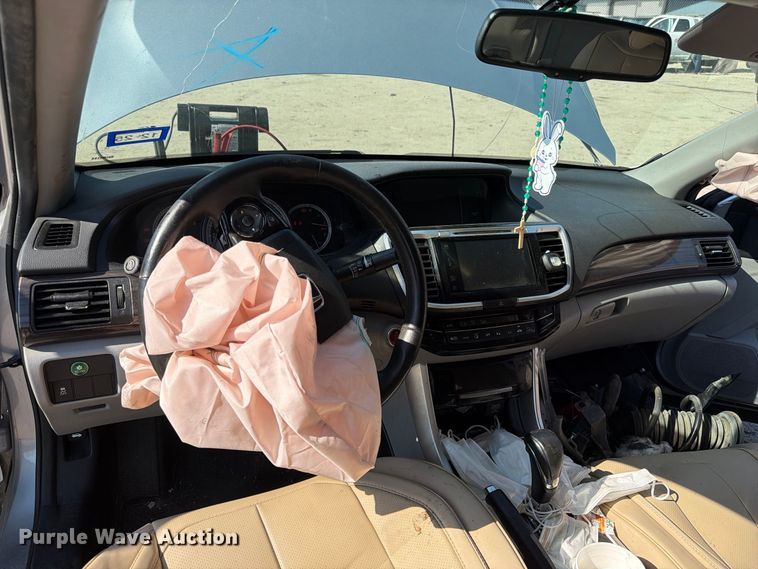 image for item EU0927 2016 Honda Accord 