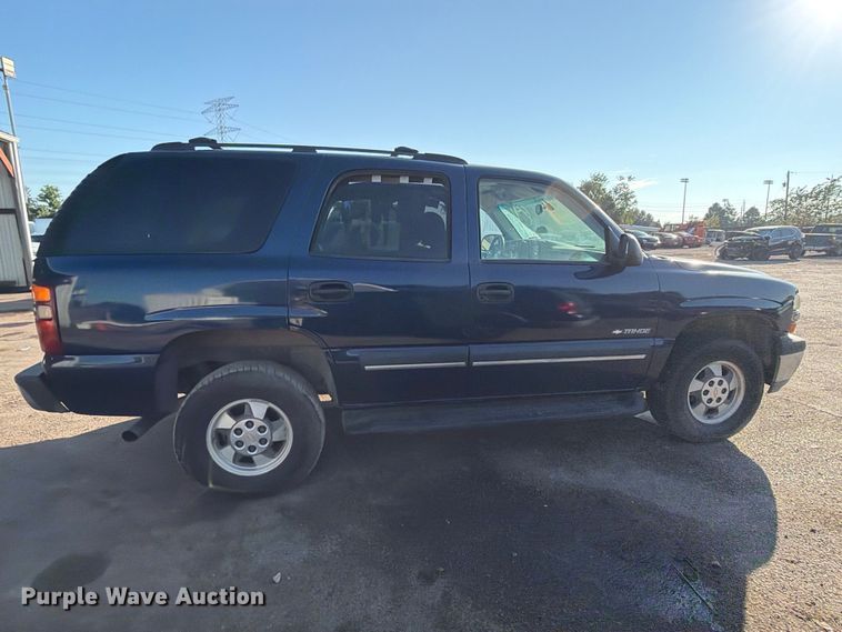 image for item EU0935 2001 Chevrolet Tahoe SUV
