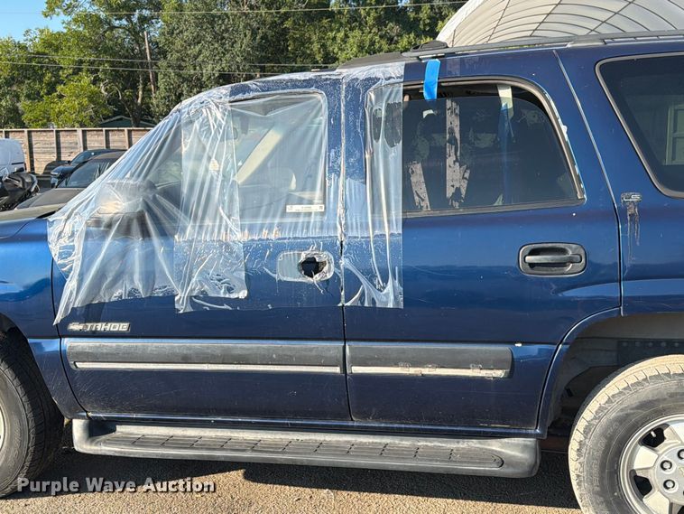 image for item EU0935 2001 Chevrolet Tahoe SUV