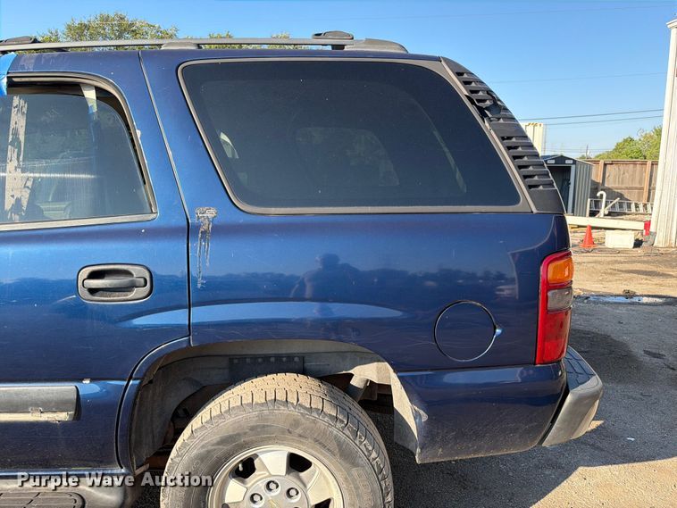 image for item EU0935 2001 Chevrolet Tahoe SUV