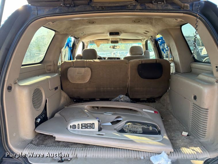 image for item EU0935 2001 Chevrolet Tahoe SUV