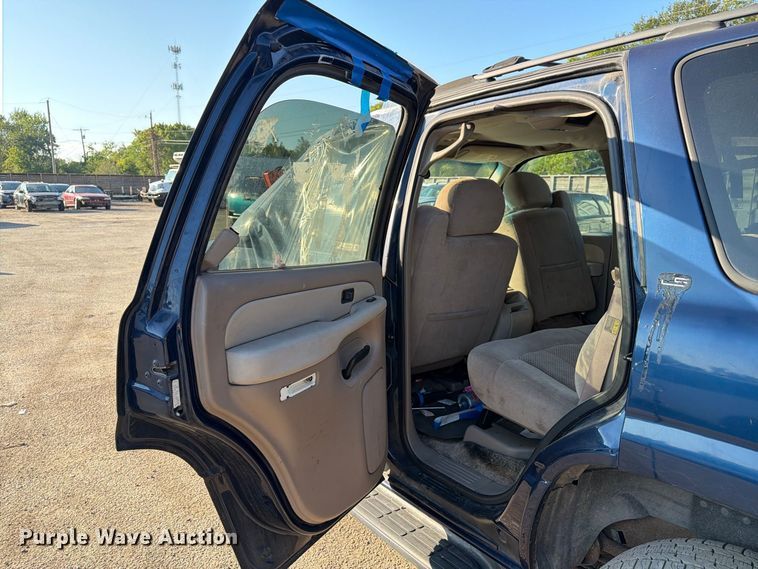 image for item EU0935 2001 Chevrolet Tahoe SUV