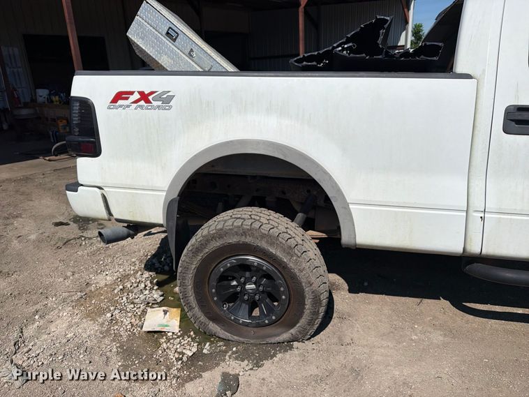 image for item EU0950 2007 Ford F150 Crew Cab pickup truck