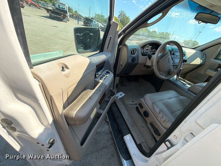 image for item EU0951 2008 Ford F150 Crew Cab pickup truck