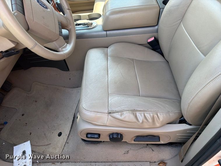 image for item EU0951 2008 Ford F150 Crew Cab pickup truck
