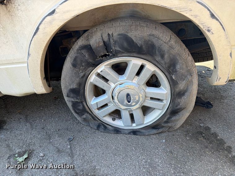 image for item EU0951 2008 Ford F150 Crew Cab pickup truck