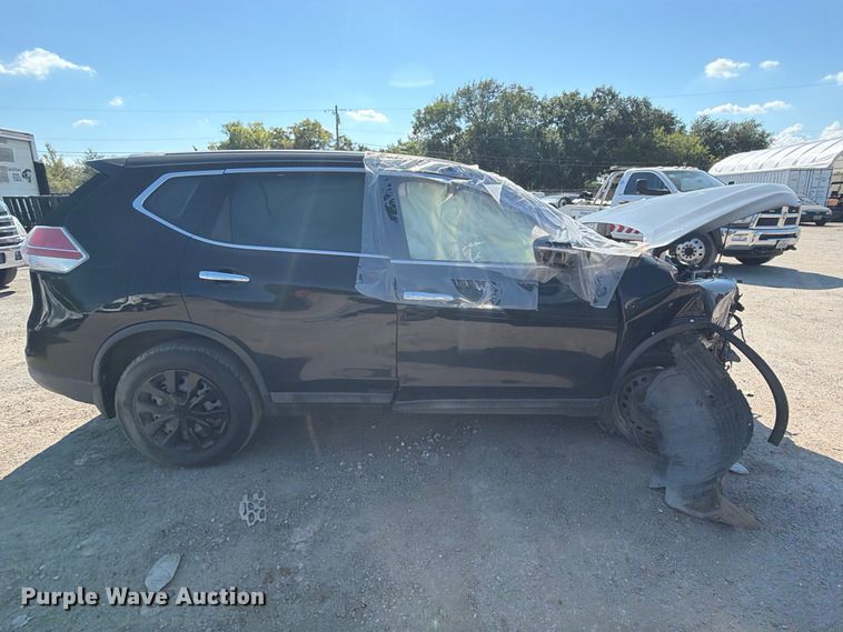 image for item EU0952 2015 Nissan Rogue SUV