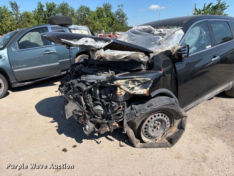 image for item EU0952 2015 Nissan Rogue SUV