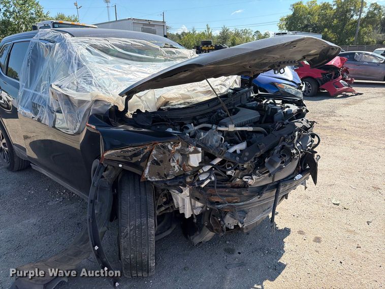 image for item EU0952 2015 Nissan Rogue SUV