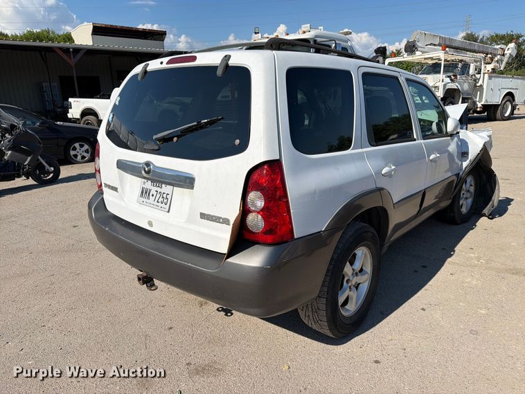 image for item EU0955 2005 Mazda Tribute SUV