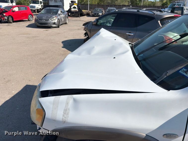 image for item EU0955 2005 Mazda Tribute SUV