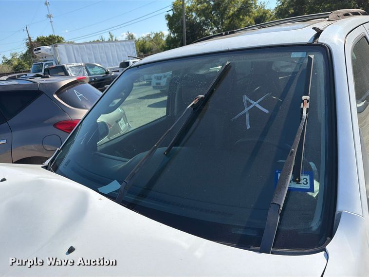 image for item EU0955 2005 Mazda Tribute SUV