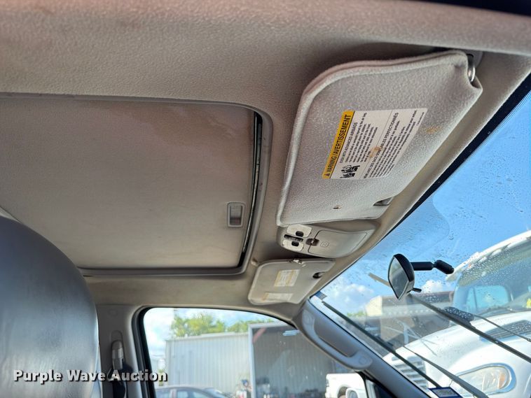 image for item EU0955 2005 Mazda Tribute SUV
