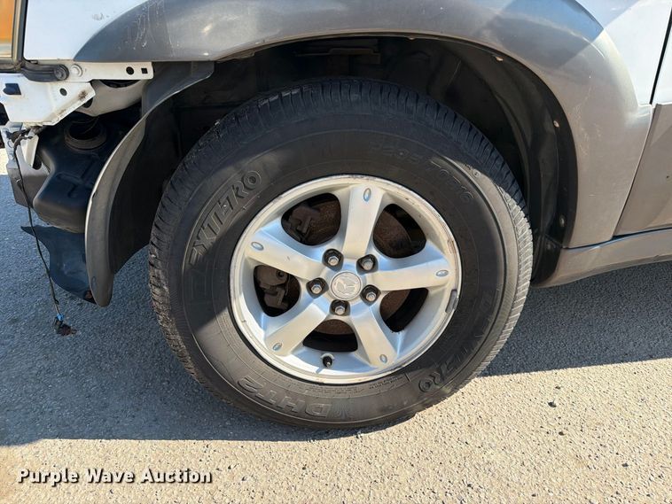 image for item EU0955 2005 Mazda Tribute SUV