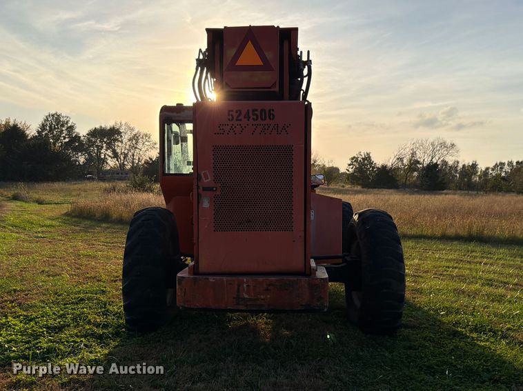 image for item DU8036 2004 SkyTrak 8042 telehandler