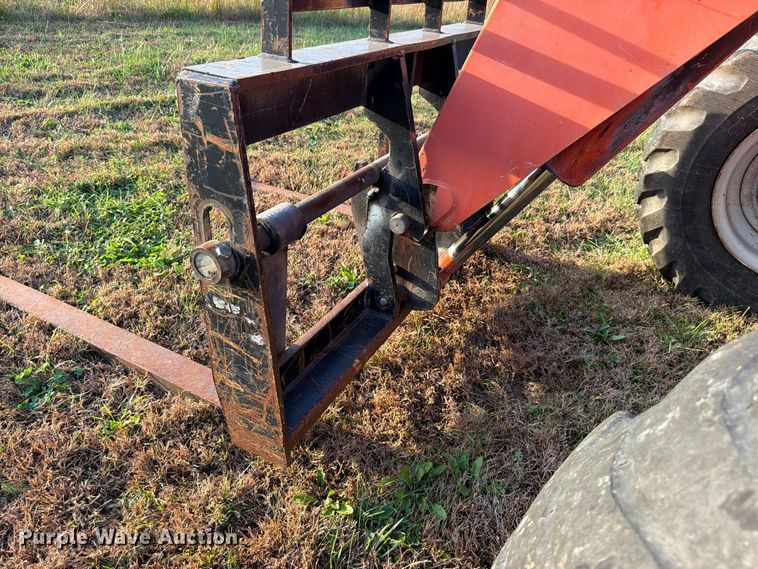 image for item DU8036 2004 SkyTrak 8042 telehandler