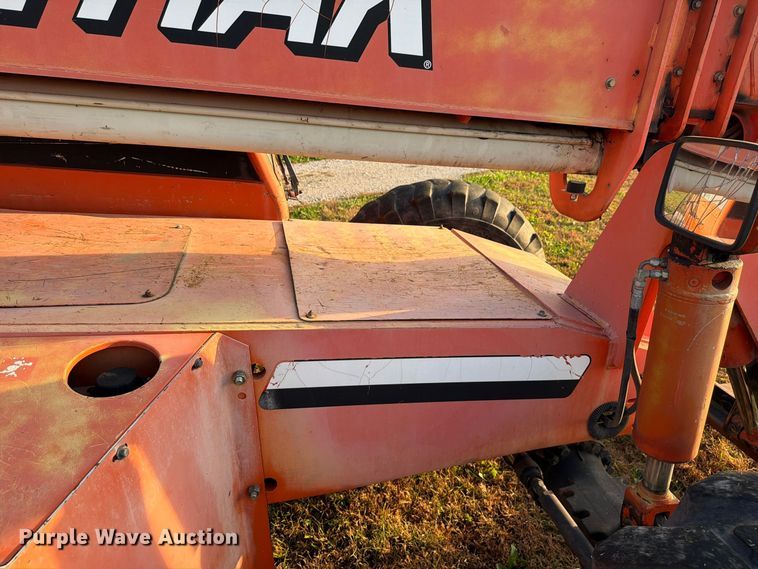 image for item DU8036 2004 SkyTrak 8042 telehandler