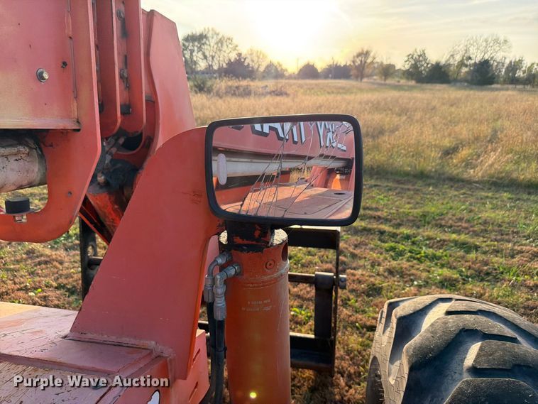 image for item DU8036 2004 SkyTrak 8042 telehandler